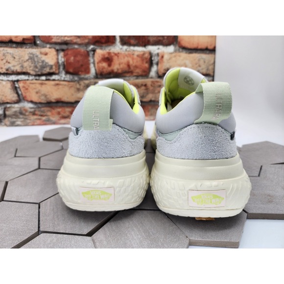Vans Ultrarange Neo Vr3 Light Yellow Green Mint Pink Size US 8 Men New - Picture 5 of 11